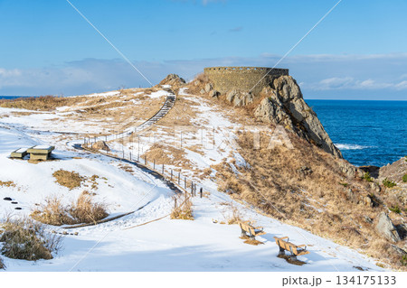 「青森県」雪景色の葦毛崎展望台 種差海岸 「青森県」雪景色の葦毛崎展望台 種差海岸 134175133