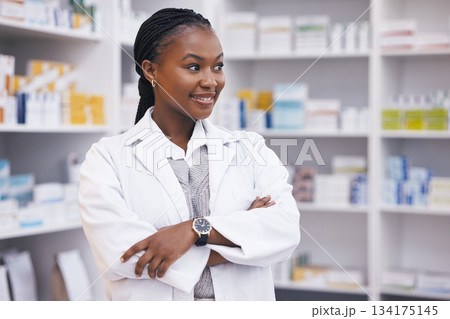Pharmacy, pharmacist thinking or portrait of black woman with arms crossed in healthcare drugstore or clinic. Contemplate, hospital or happy doctor with innovation or ideas about medicine on shelf Pharmacy, pharmacist thinking or portrait of black woman with arms crossed in healthcare drugstore or clinic. Contemplate, hospital or happy doctor with innovation or ideas about medicine on shelf 134175145
