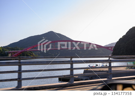 隠岐の赤い橋 134177358