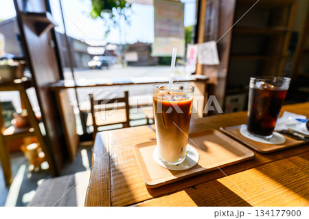 カフェのアイスコーヒー カフェのアイスコーヒー 134177900