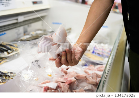 冷凍魚介類の選択 134178028
