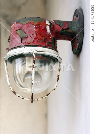 船舶用のレトロなランプ 134178659