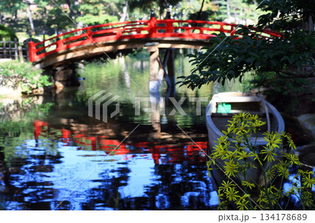 庭園の水路 庭園の水路 134178689