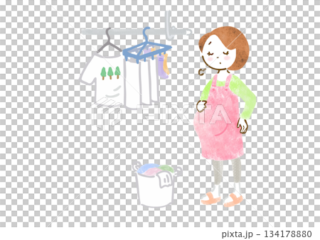 疲れた表情で洗濯物を干すエプロン姿の妊婦さんのイラスト 134178880