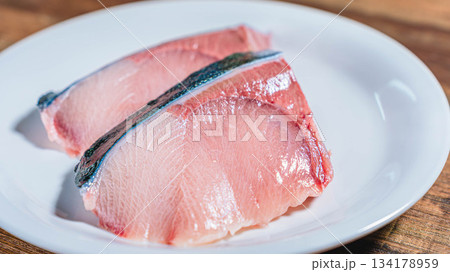 鰤の切り身 鰤の切り身 134178959