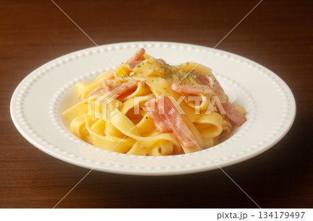 フィットチーネカルボナーラ 134179497