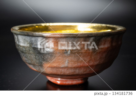赤楽嶋台茶碗 金銀一双4|川崎和楽 作・華やかな楽焼の対茶碗 赤楽嶋台茶碗 金銀一双4|川崎和楽 作・華やかな楽焼の対茶碗 134181736