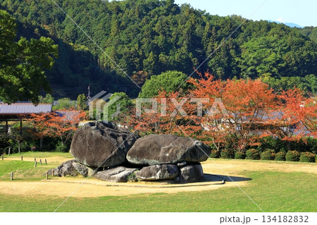 秋の石舞台古墳 134182832