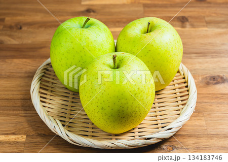 王林りんご 134183746