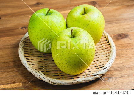 王林りんご 134183749