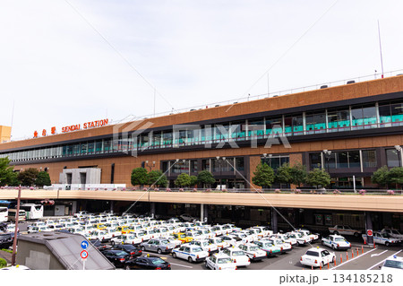JR仙台駅の駅前駐車場　宮城県仙台市青葉区中央 134185218