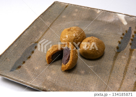 和菓子小饅頭 和菓子小饅頭 134185871