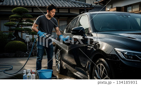 丁寧な洗車で輝きを 丁寧な洗車で輝きを 134185931