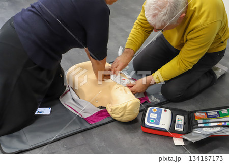 BLSD course. first aid course - company safety - cardiac massage - Basic Life Support	 134187173