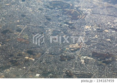 上空から見た奈良市菖蒲池、学園前、登美ヶ丘の周辺 上空から見た奈良市菖蒲池、学園前、登美ヶ丘の周辺 134187459