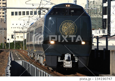 【JR西日本】683系6000番台 特急「まほろば」〜悠久〜（おおさか東線：高井田中央駅） 134190747