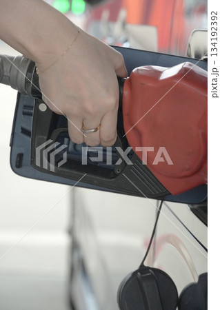 セルフ給油 134192392