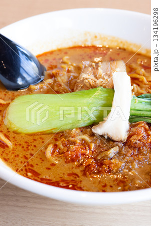 美味しい担々麺 134196298
