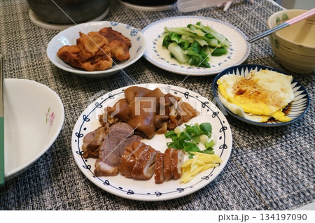 食べ物 食物 フード 134197090