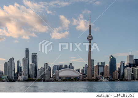 Panoramic view of Toronto skyline at day time 134198353