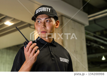 警備員 無線交信 134200998