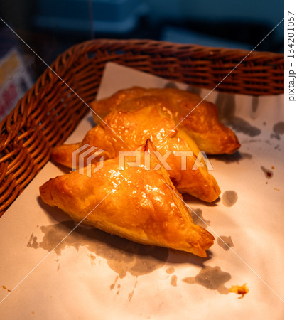 余市町の美味しそうなアップルパイ 134201057