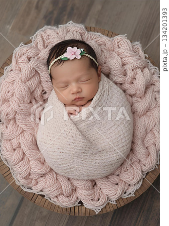 ニューボーンフォト 134201393