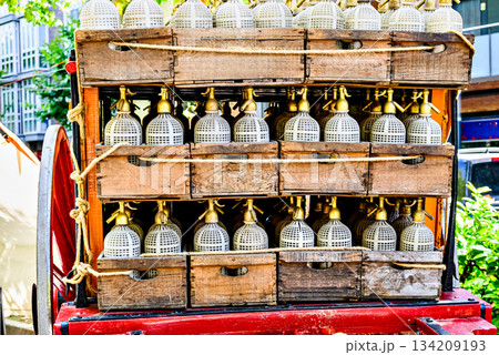 Vintage soda siphon bottles, carbonated water, packaged in wooden crates. Vintage soda siphon bottles, carbonated water, packaged in wooden crates. 134209193