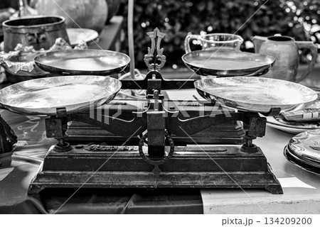 Scales, antique iron weighing scales, in black and white Scales, antique iron weighing scales, in black and white 134209200
