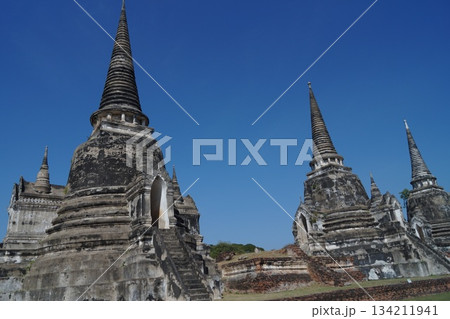 タイ アユタヤ  アユタヤ歴史公園 ワット･プラ･シーサンペットの仏塔 134211941