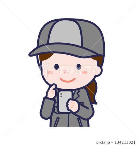 スマートフォンを使う「工場作業員」の女性 134213021