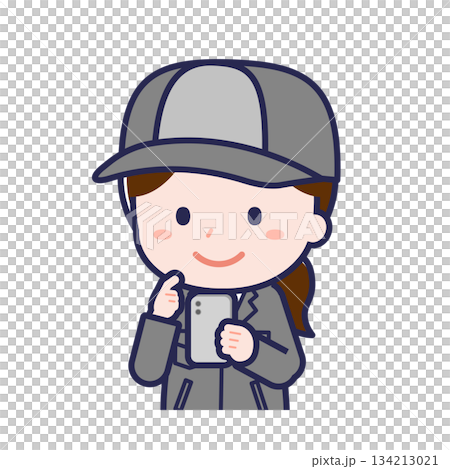 一名女性「工廠女工」正在使用智慧型手機 一名女性「工廠女工」正在使用智慧型手機 134213021