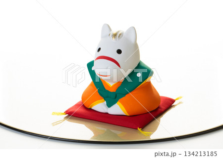 干支うま年の置物 干支うま年の置物 134213185