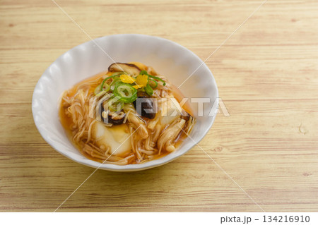 湯豆腐のキノコ餡かけ 134216910