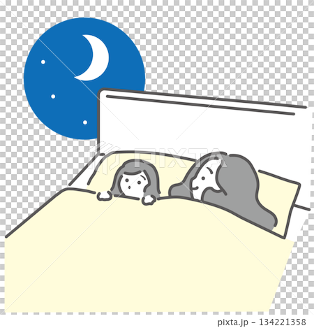 女児を寝かしつねる女性 女児を寝かしつねる女性 134221358