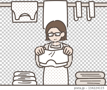 洗濯物をたたむ40代女性のイラスト 洗濯物をたたむ40代女性のイラスト 134224115