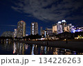 お台場海浜公園近くのタワーマンションの夜景 134226263