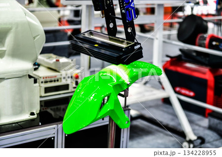 Automation with High speed scanning inspection for large products and curved surfaces of automotive parts Automation with High speed scanning inspection for large products and curved surfaces of automotive parts 134228955