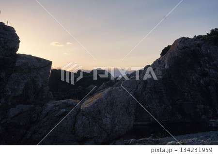 荒れた大地 134231959