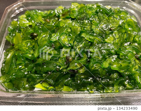 しそわかめ ごはんのお供 海苔佃煮風ふりかけ しそわかめ ごはんのお供 海苔佃煮風ふりかけ 134233490