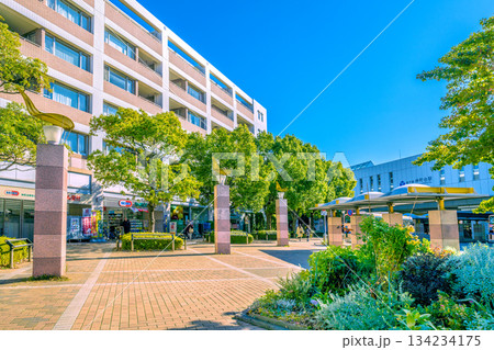 日本の横浜都市景観 横浜市営地下鉄 仲町台駅などを望む 134234175