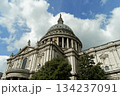 セントポール大聖堂　青空バックグラウンド 134237091