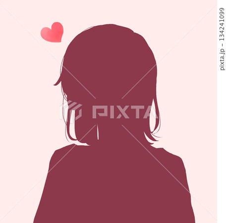 恋する女性　ふくよか　シルエット 134241099