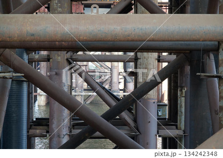 Temporary metal supports of the bridge under construction 134242348