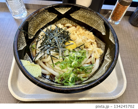 岡山駅にあるぶっかけうどん 134245702