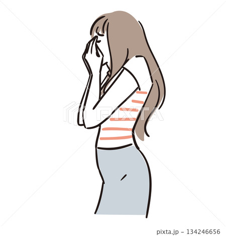 落ち込んでいる若い女性 134246656