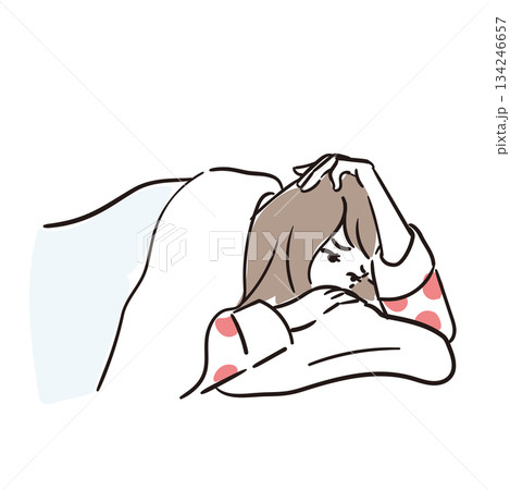 落ち込んでいる若い女性 134246657