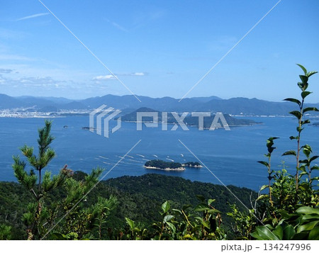 海の見える風景 134247996