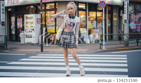 日本の若い女性　東京ストリートスナップ 134251586