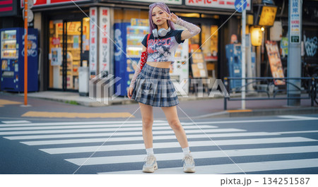 日本の若い女性　東京ストリートスナップ　 134251587